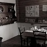 La Lacia Couette-café